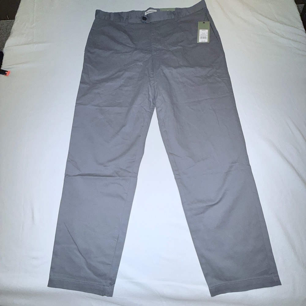 Goodfellow & Co Pleated Trouser Mens 36x30 Gray NWT Slim Tapered Stretch Pants